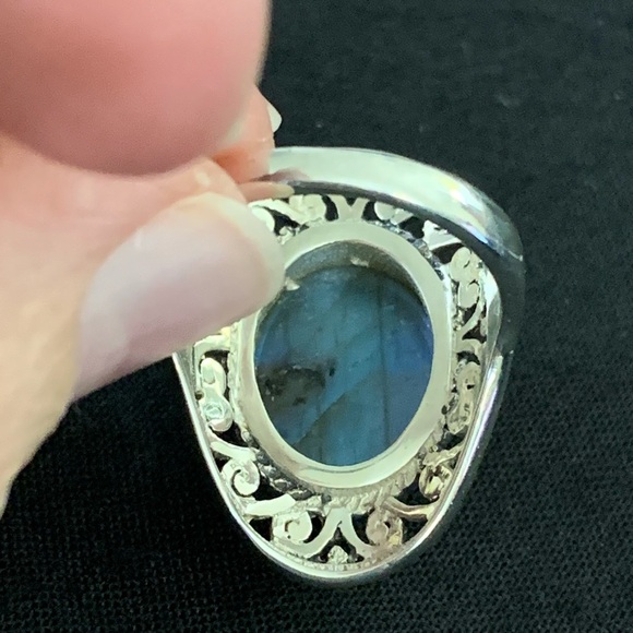 Labradorite Sterling Silver Ring - Picture 6 of 15
